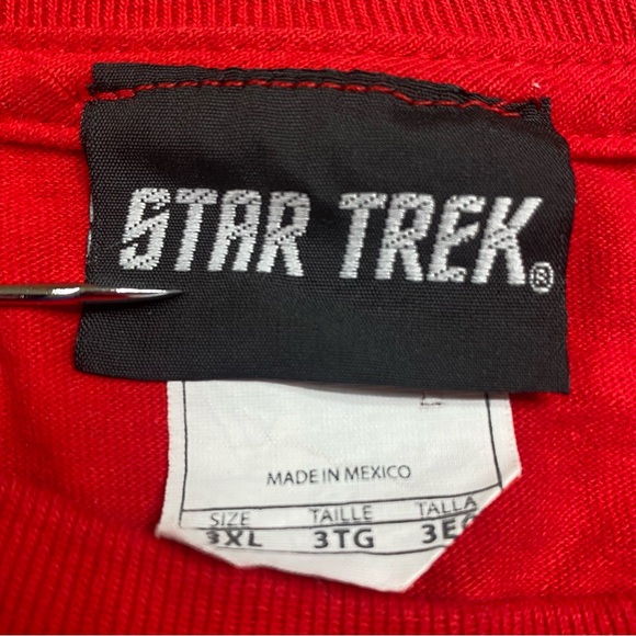2013 Star Trek Command Uniform Red CBS Studios T-Shirt Size 3XL - Picture 6 of 10